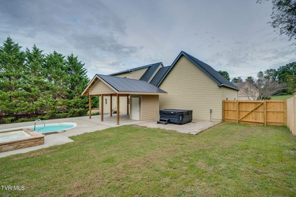 Photo #34: 363 Wiltshire Drive