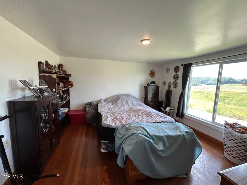 Photo #9: 479 Pigeon Creek Road