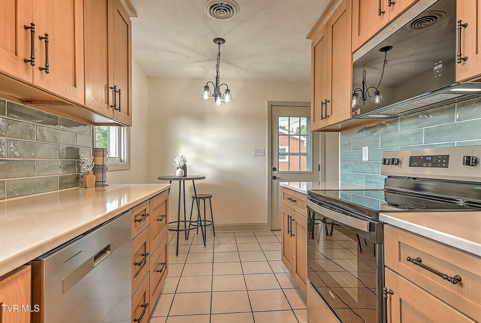 Photo #12: 420 Merriewood Drive