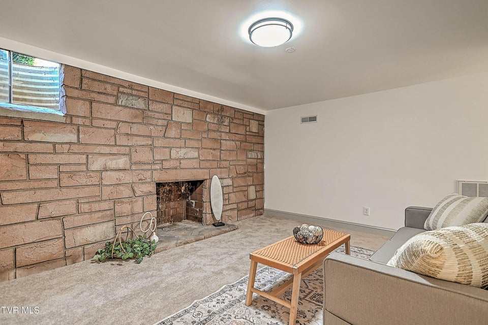 Photo #31: 420 Merriewood Drive