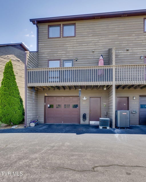 Photo #26: 2518 Lakeview Drive