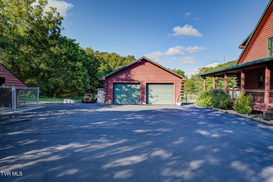 Photo #48: 112 Hidden Pines Drive