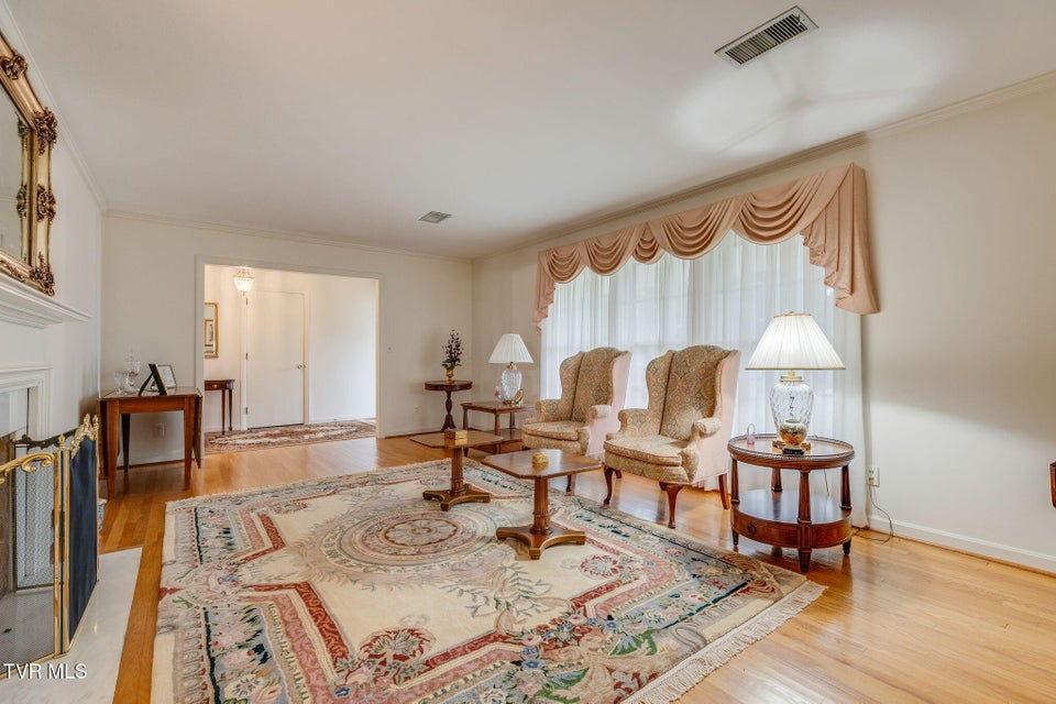 Photo #9: 304 Ridgecrest Drive
