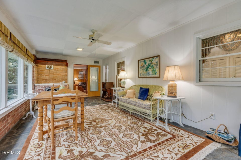 Photo #25: 304 Ridgecrest Drive