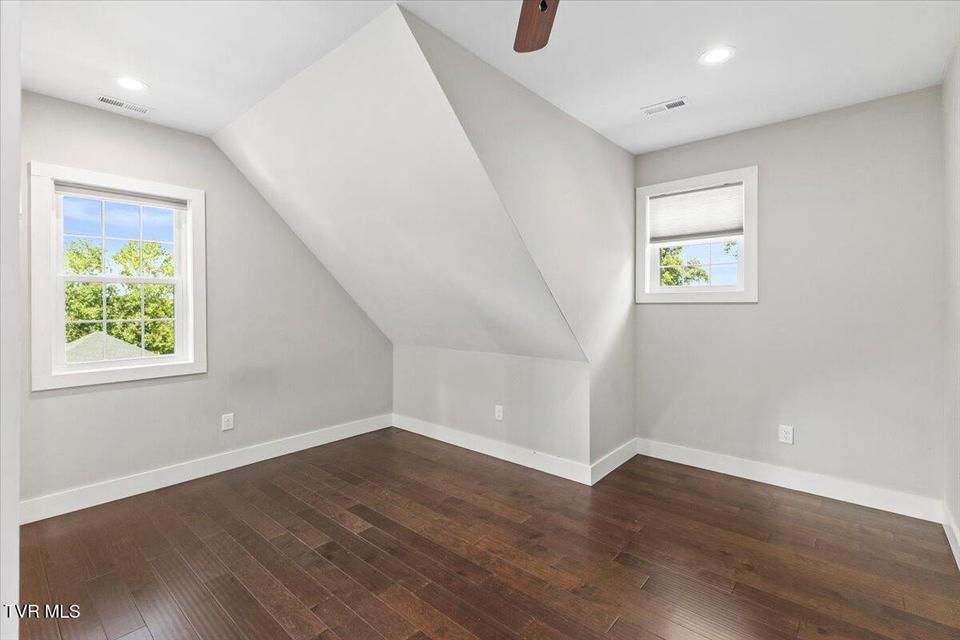 Photo #35: 720 Dugger Road