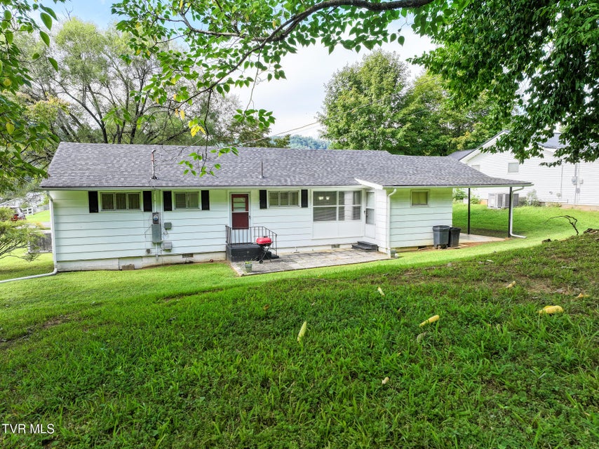 Photo #5: 730 Douglas Drive