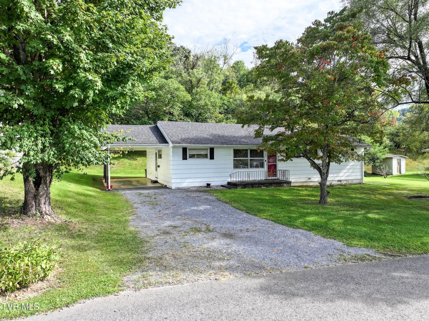 Photo #4: 730 Douglas Drive
