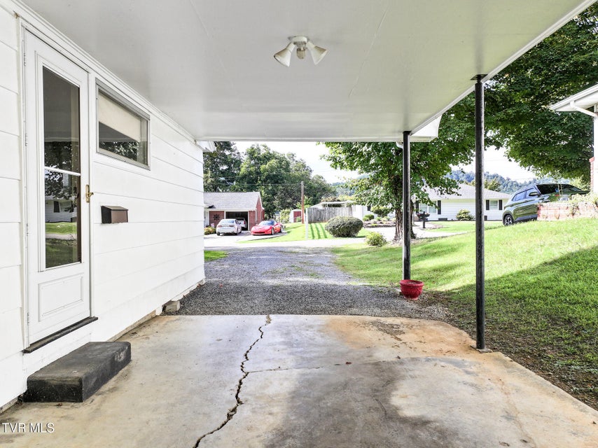 Photo #9: 730 Douglas Drive