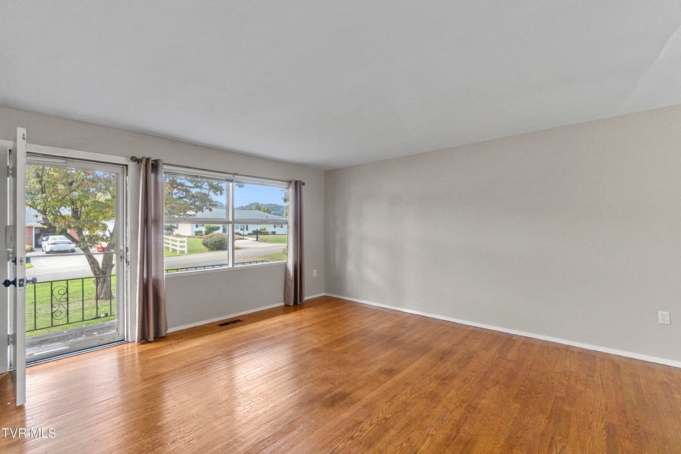 Photo #22: 730 Douglas Drive