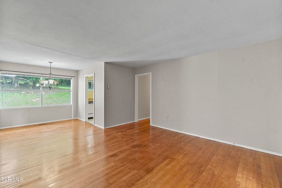 Photo #23: 730 Douglas Drive