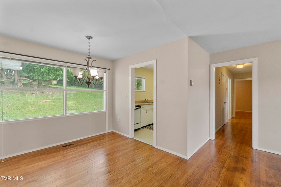 Photo #25: 730 Douglas Drive