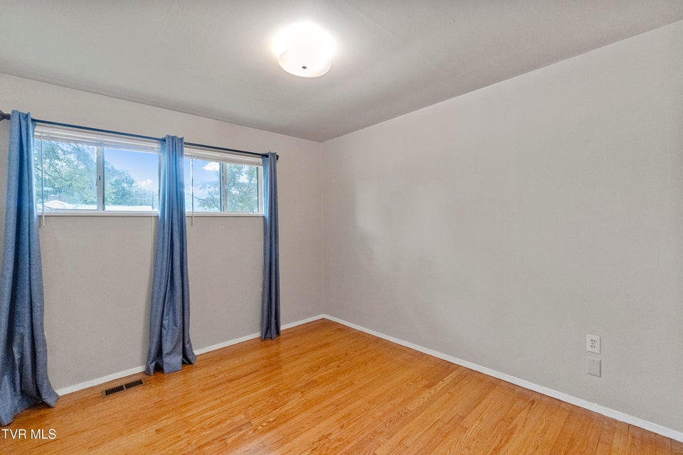 Photo #30: 730 Douglas Drive
