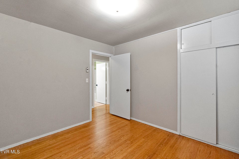 Photo #31: 730 Douglas Drive