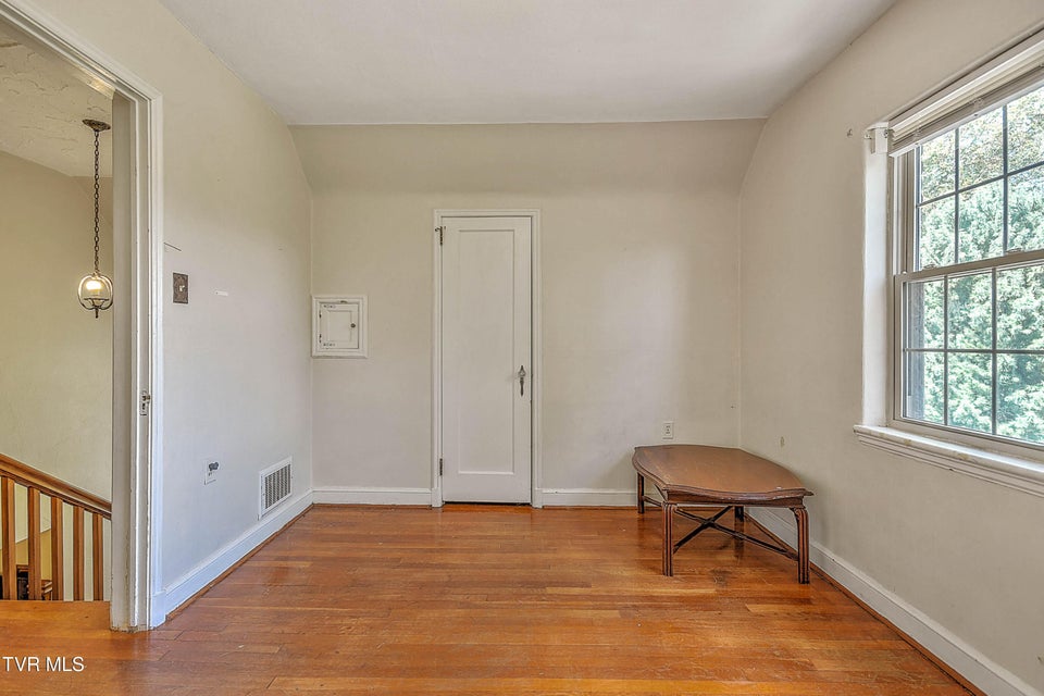 Photo #30: 1719 Holston Drive