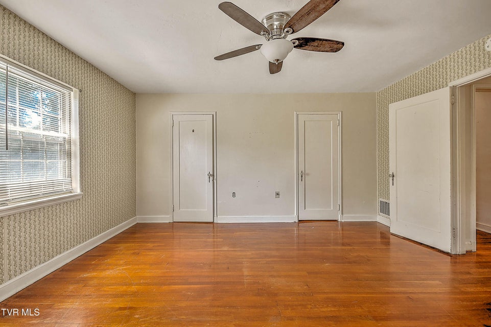 Photo #38: 1719 Holston Drive