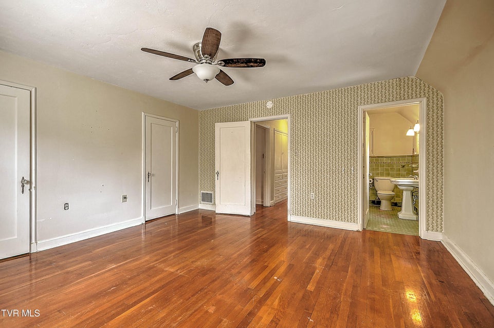 Photo #39: 1719 Holston Drive