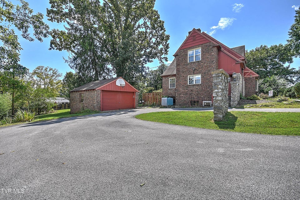 Photo #52: 1719 Holston Drive