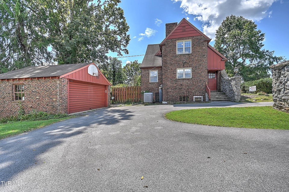 Photo #51: 1719 Holston Drive