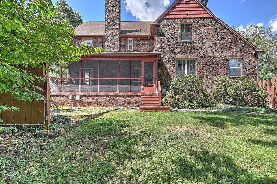 Photo #54: 1719 Holston Drive