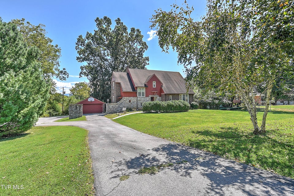Photo #2: 1719 Holston Drive