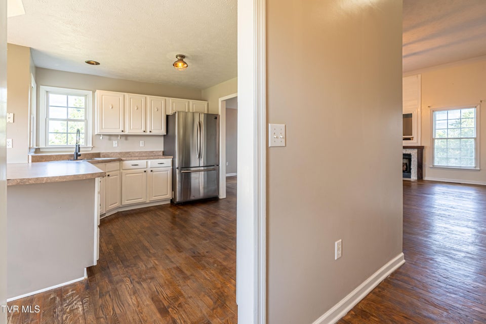 Photo #16: 22430 Azure Lane