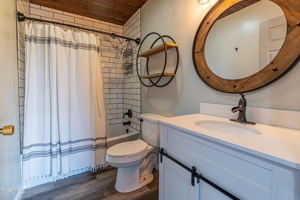Photo #31: 22430 Azure Lane