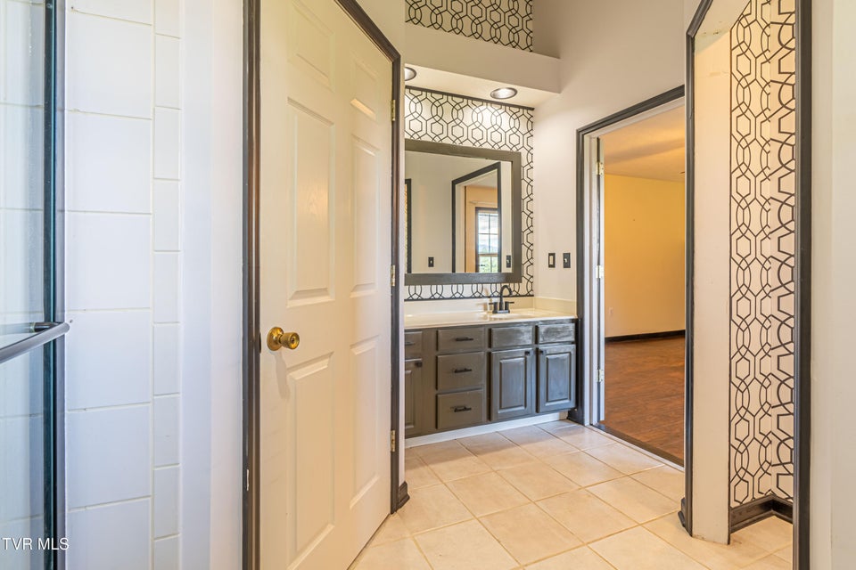 Photo #39: 22430 Azure Lane