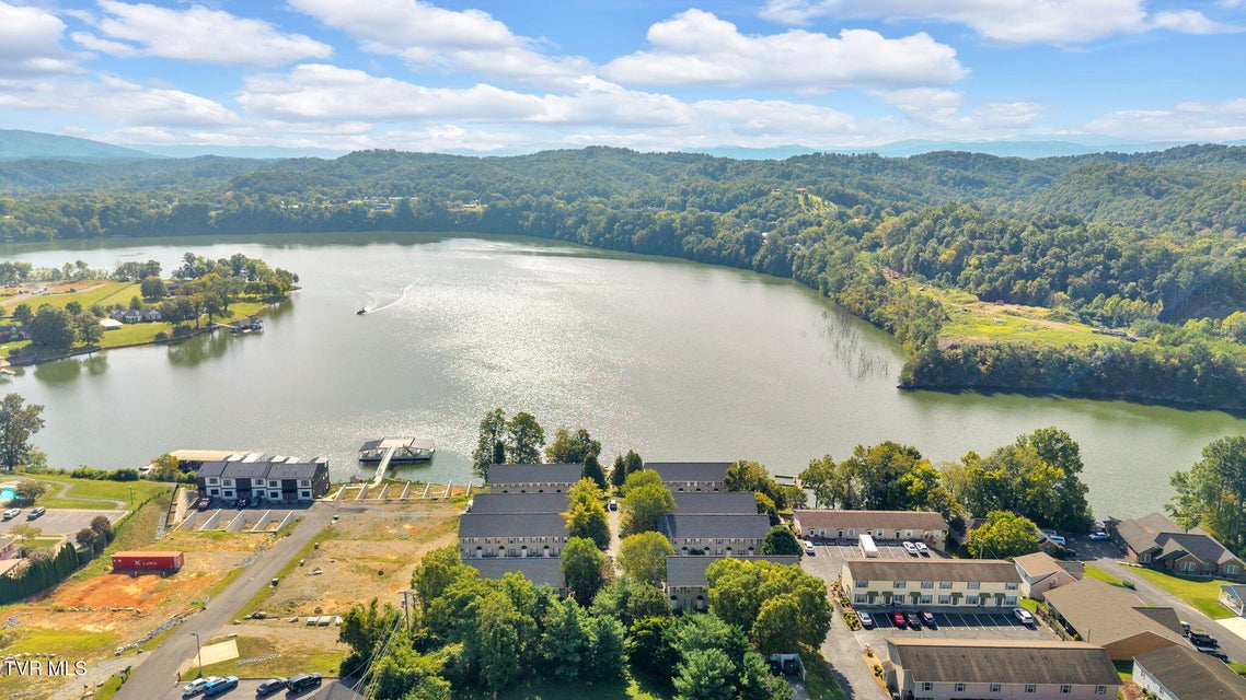 Photo #31: 10 Lake Village Court