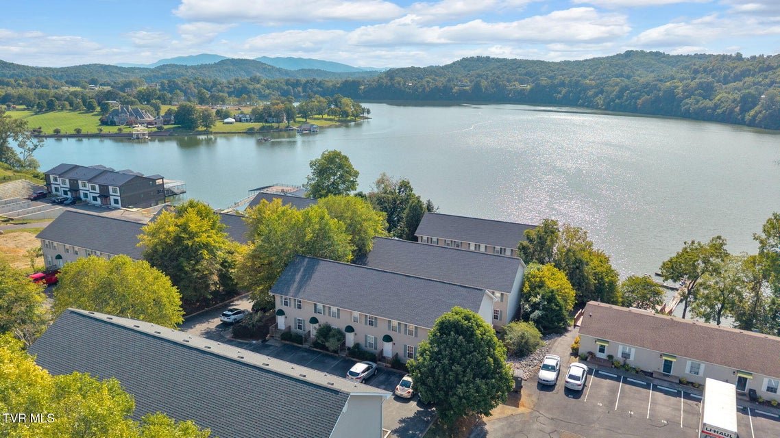 Photo #28: 10 Lake Village Court
