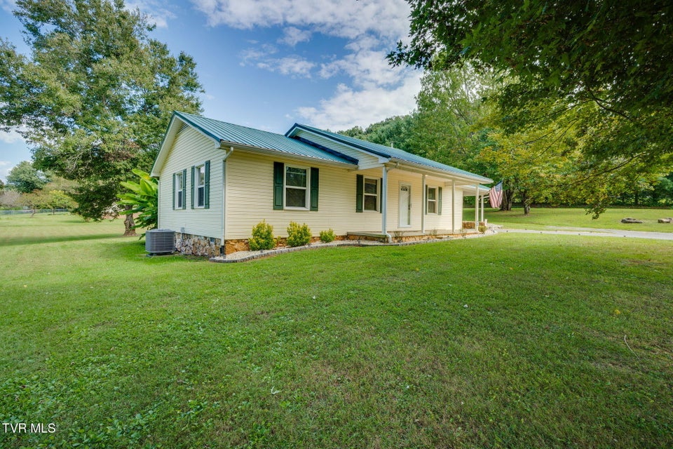 Photo #5: 313 Colonial Drive