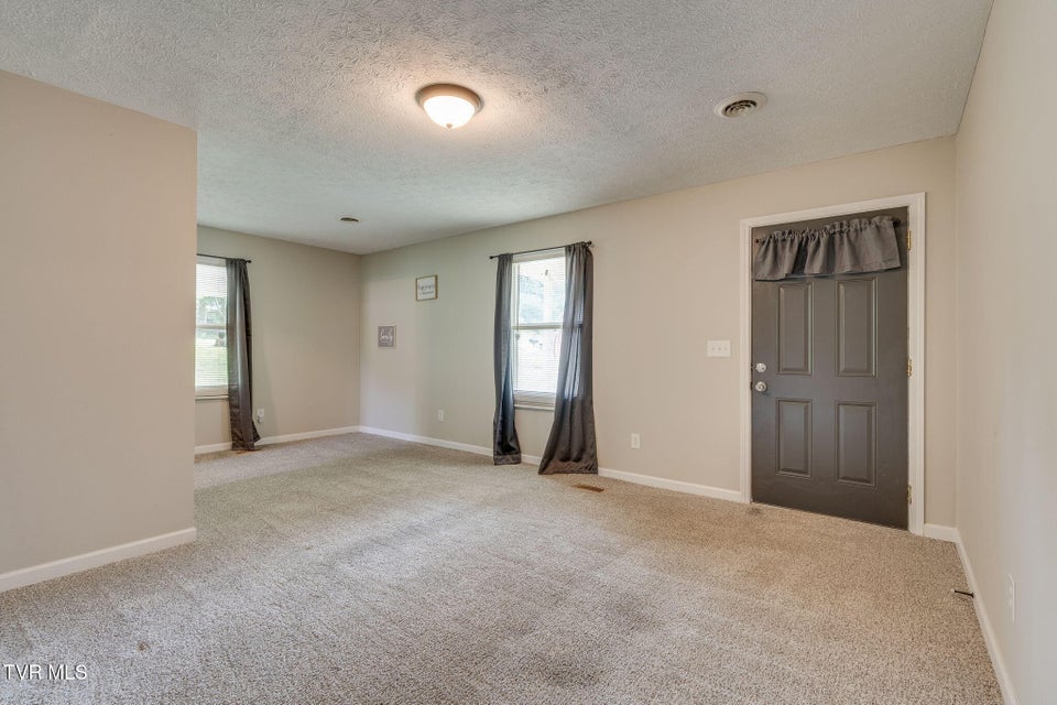 Photo #7: 313 Colonial Drive
