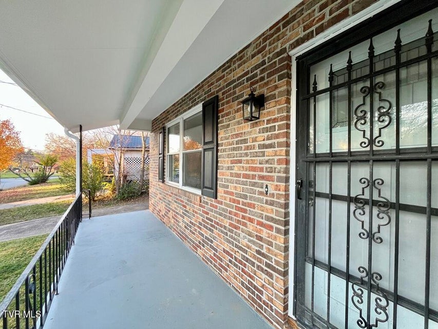 Photo #15: 126 Pearl Street