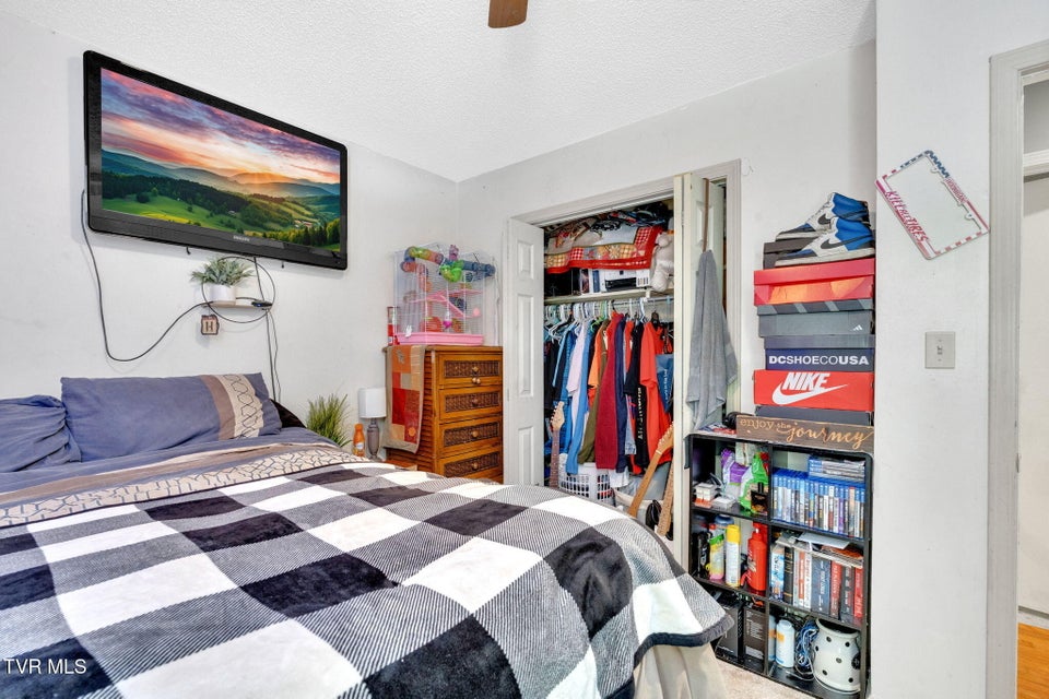 Photo #16: 3218 Avoca Road