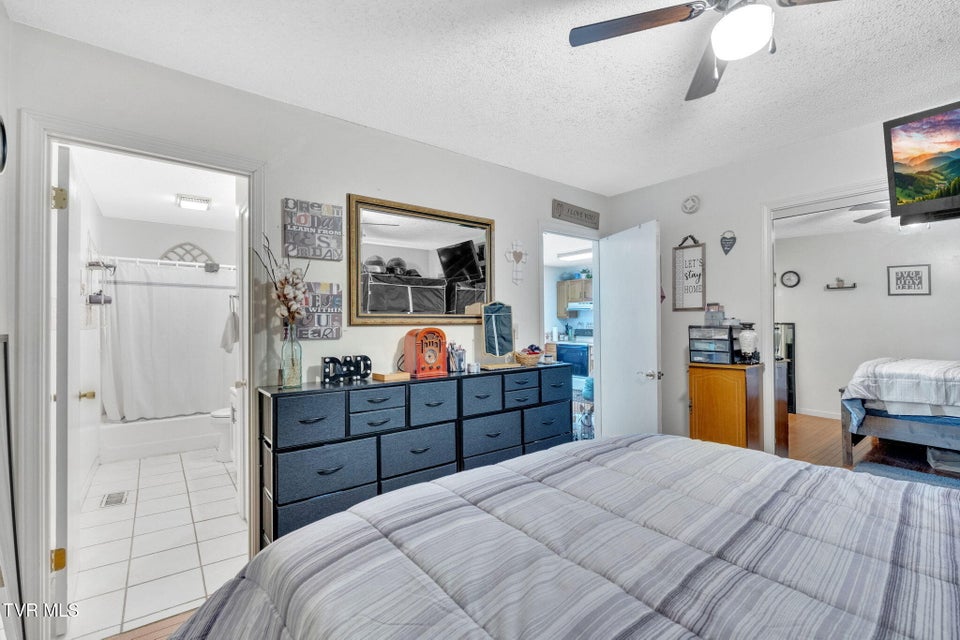 Photo #14: 3218 Avoca Road