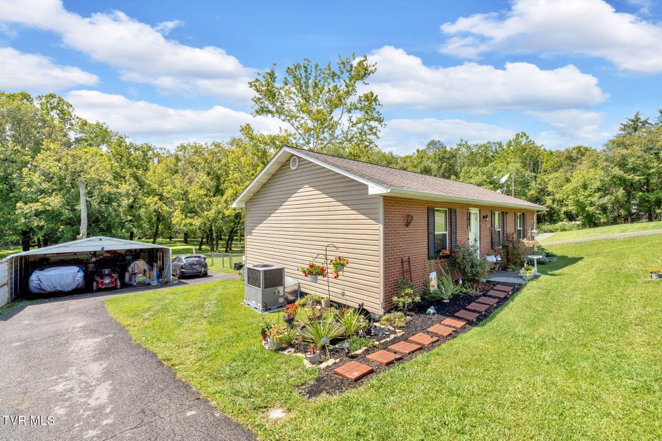 Photo #2: 3218 Avoca Road
