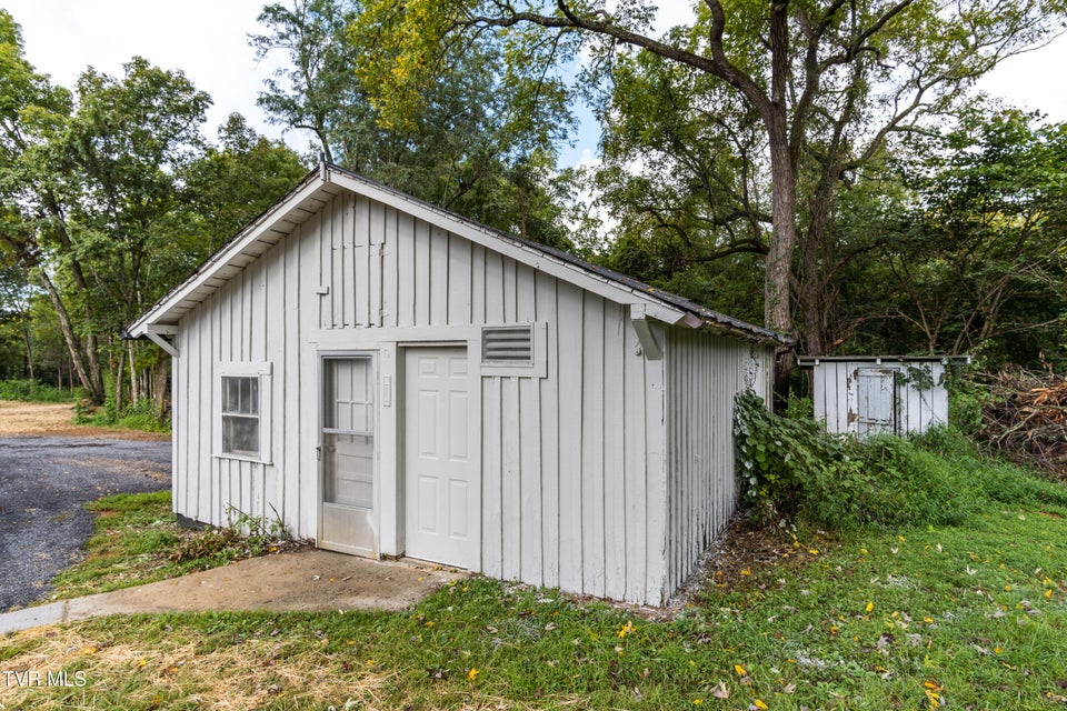 Photo #33: 2275 Justice Road