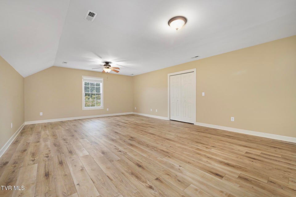 Photo #32: 1123 Keeview Drive