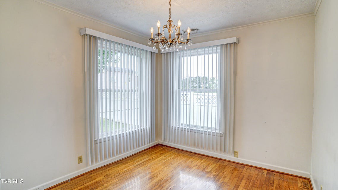 Photo #11: 1717 Oakwood Drive