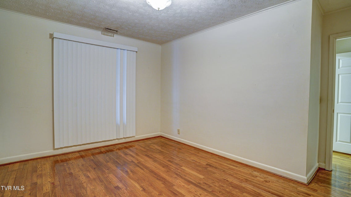 Photo #23: 1717 Oakwood Drive