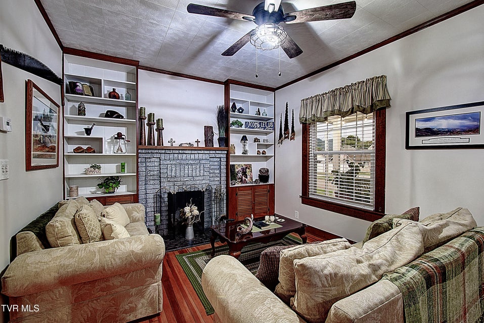 Photo #11: 322 Carolina Avenue