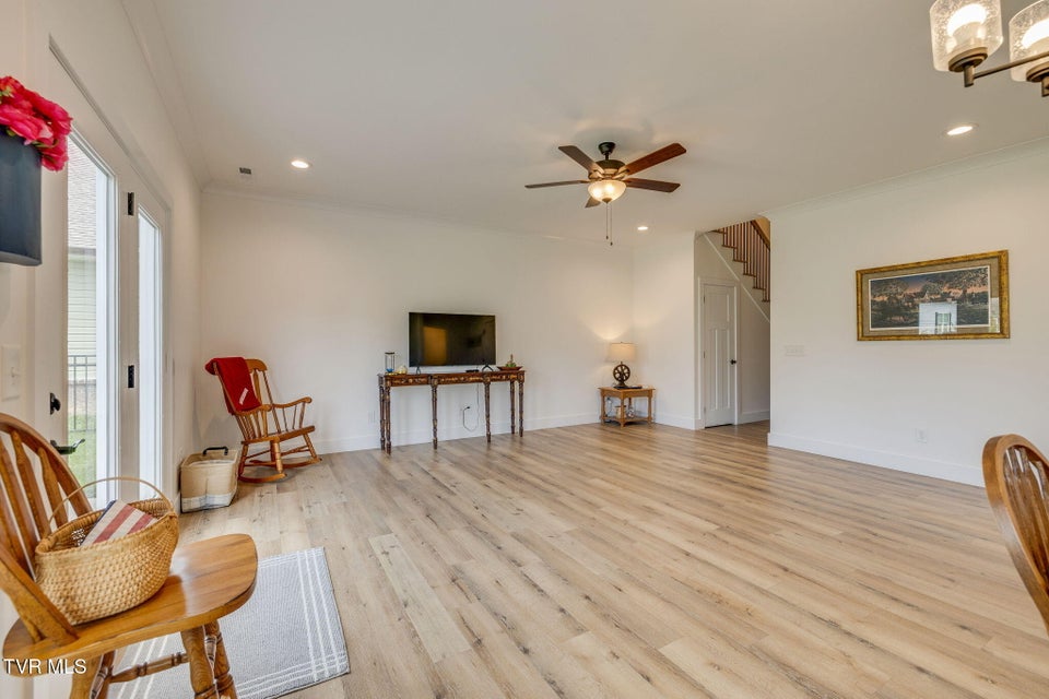 Photo #9: 2834 Mccoy Street
