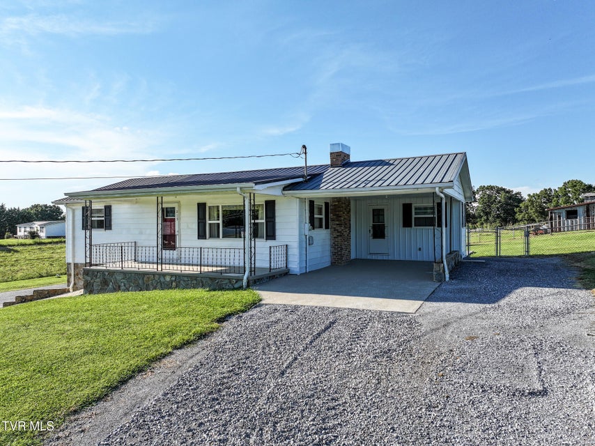 Photo #3: 215 White Sands Rd