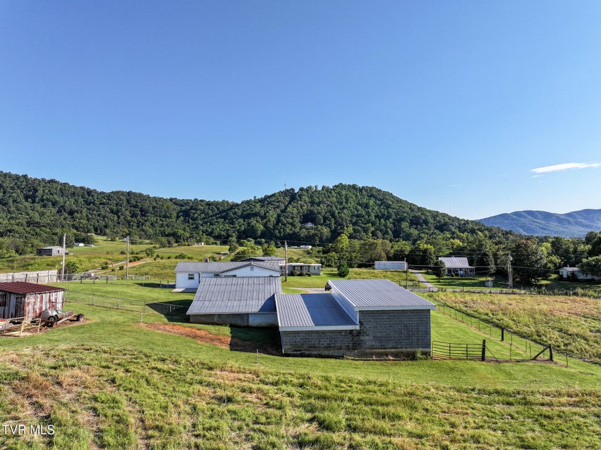 Photo #27: 215 White Sands Rd