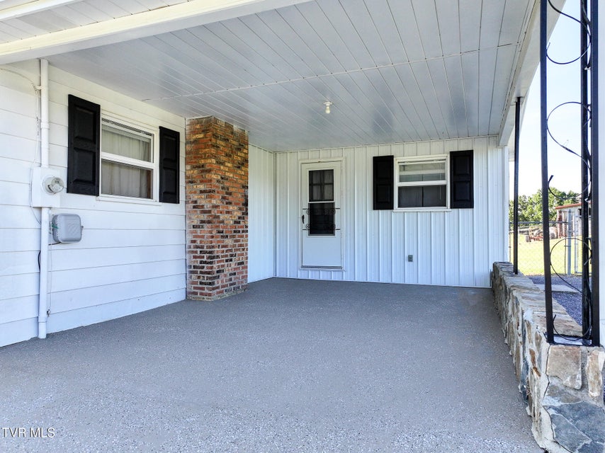 Photo #7: 215 White Sands Rd