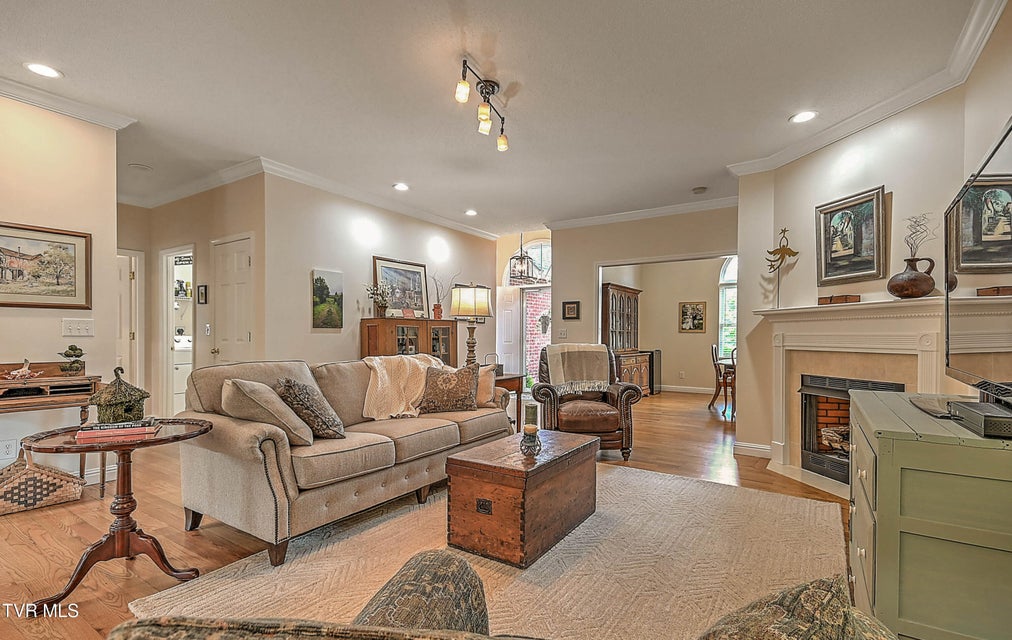 Photo #4: 35 Chase Court