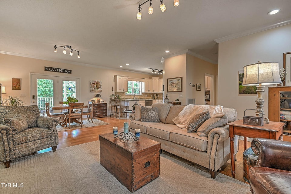 Photo #5: 35 Chase Court