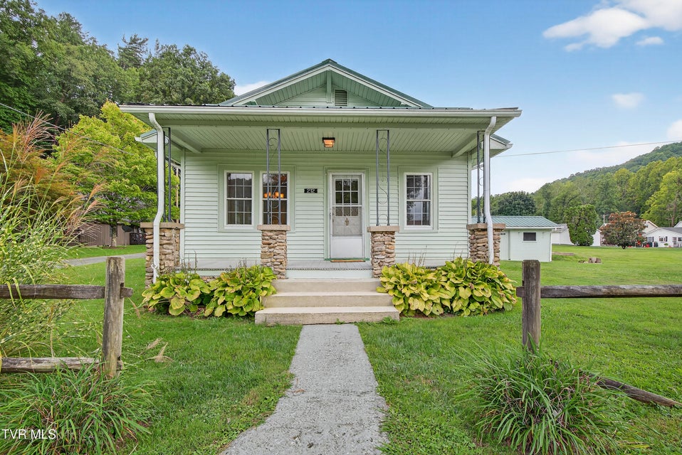Photo #2: 212 Cotton Street