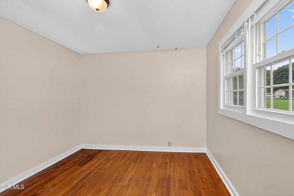 Photo #15: 212 Cotton Street