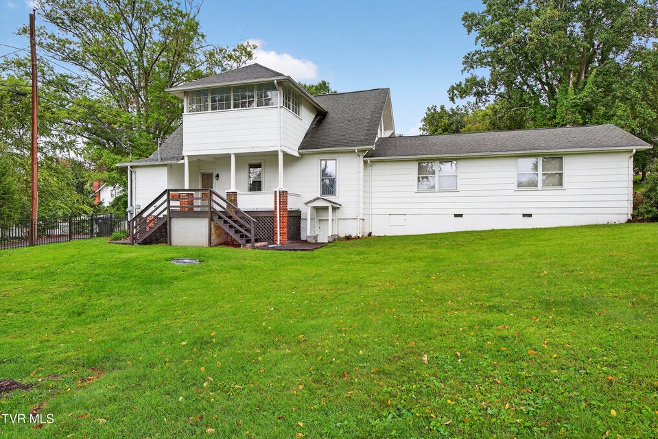 Photo #37: 620 Arlington Avenue