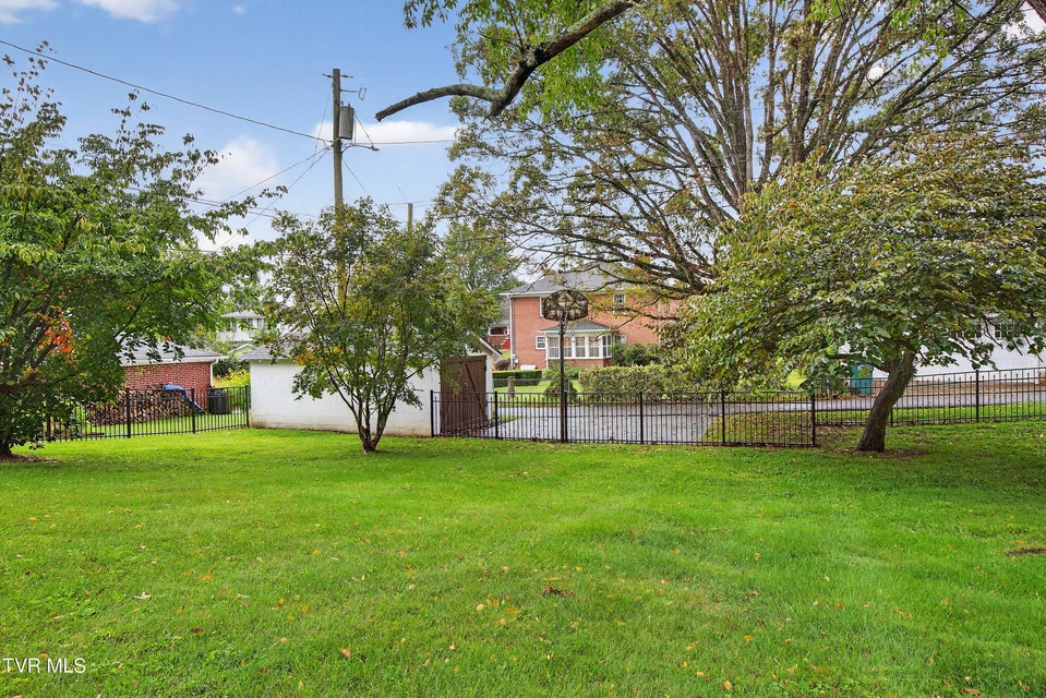 Photo #38: 620 Arlington Avenue